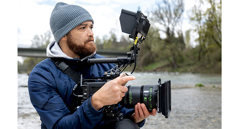 ARRI CCM1 SmallHD sun hood
