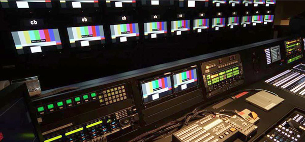 Sony SKY Perfect JSAT control room light