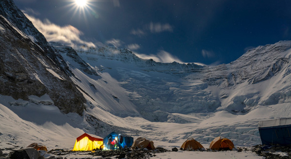 Blackmagic resolve everest vr2